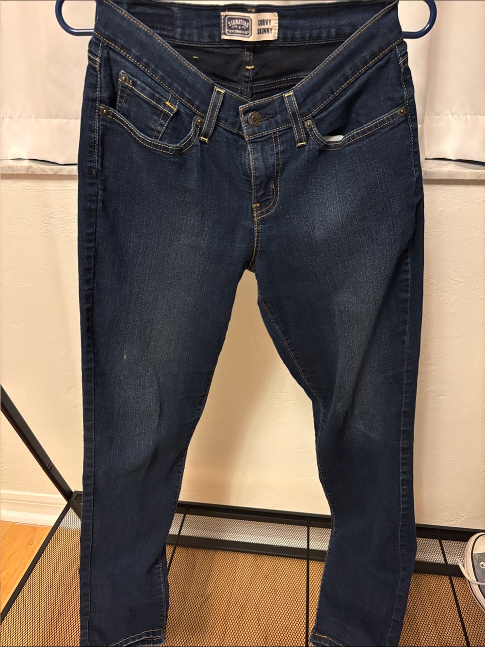 Signature by Levi Strauss Dark Blue Skinny Jeans Curvy Skinny